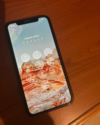 I PHONE 11