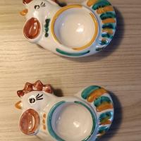 Coppia di portauova in ceramica di Caltagirone