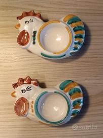 Coppia di portauova in ceramica di Caltagirone