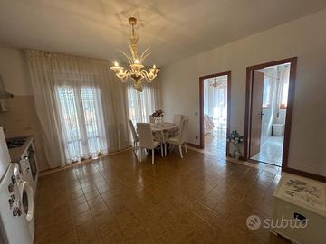 Sottomarina - 2 camere letto + megaterrazza escl