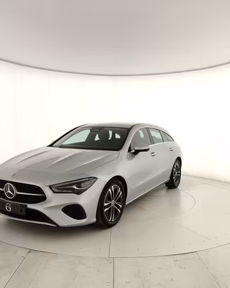 MERCEDES-BENZ CLA Shooting Brake 180 d Advanced au
