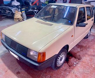 Fiat uno 45 fire anno 1986 unico proprietario