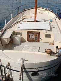 Gozzo in vetroresina