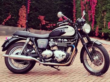 Triumph Bonneville - 2011