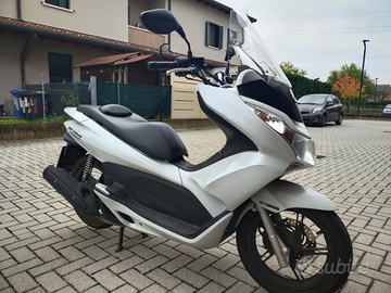 Scooter Honda pcx 150