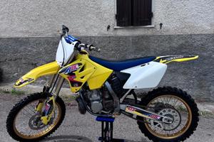 Suzuki rmx250