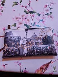 Pochette Y Not? - immagine Colosseo e S. Pietro