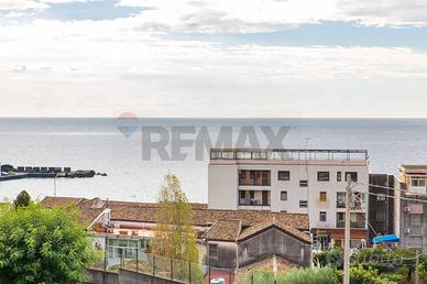 Villetta bifamiliare - Acireale