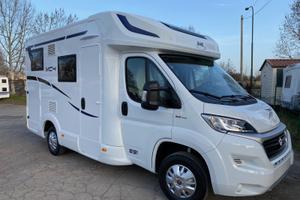 Noleggio Semintegrale 5.99 mt con letto basculante