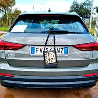 AUDI Q3 40 TDI quattro S tronic Business
