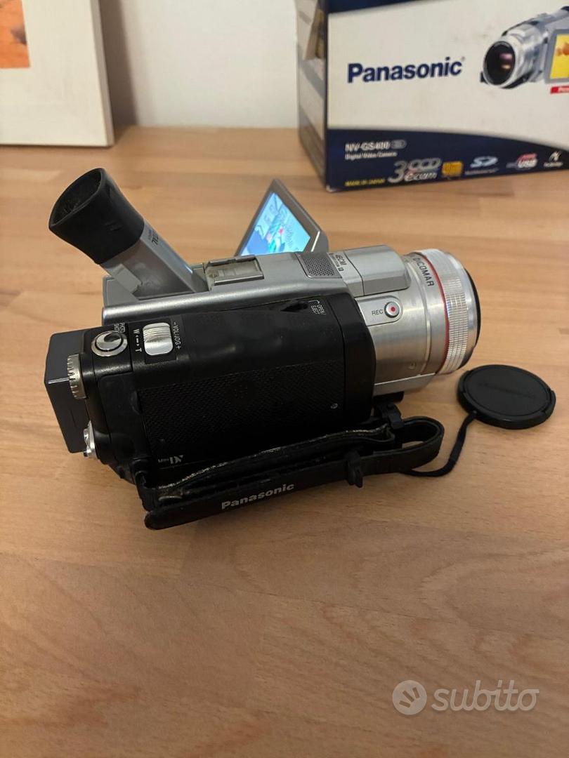 Videocamera MiniDV Panasonic NV-GS400 3CCD - Audio/Video In