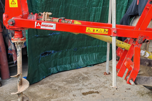 Trivella per trattore