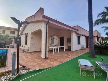 PORZIONE DI BIFAMILIARE A CARINI