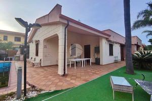 PORZIONE DI BIFAMILIARE A CARINI