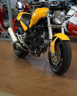 Ducati Monster 900 del 1998 Prima Serie Carburator