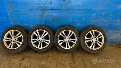 4 CERCHI IN LEGA MERCEDES Classe E Berlina W212 A2