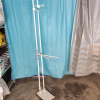 Piantana porta tovaglie e accappatoi da bagno 