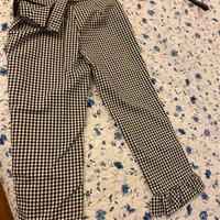 Pantaloni a scacchi con sbuffi