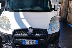 fiat doblo metano 