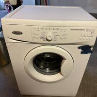 Lavatrice con scheda madre rotta