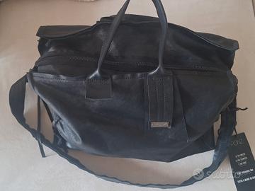Borsa in pelle nuova 