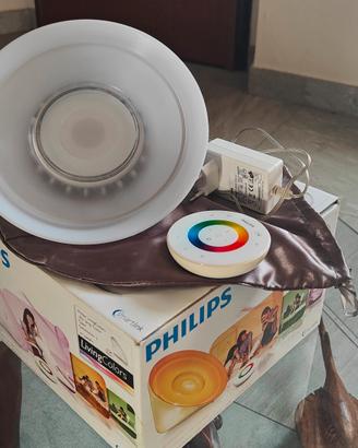 Lampada led multicolore (RGB) con telecomando