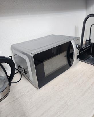 Forno a Microonde SilverCrest - Design Moderno e F