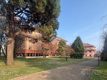 2 LOCALI A RESCALDINA