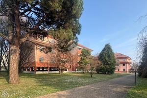 2 LOCALI A RESCALDINA