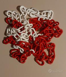 Catena in pvc bianco e rossa