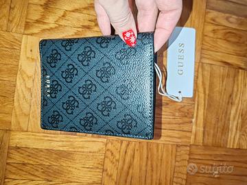 Porta passaporto Guess