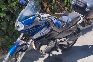 Suzuki XF Freewind 650 - 2000 [tipo Transalp o XT]