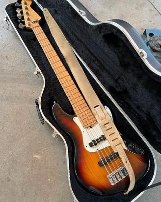 BASSO FENDER JAZZ BASS