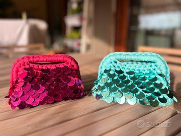 Clutch bag paillettes all’uncinetto
