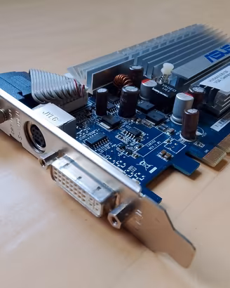 Scheda Video ASUS GeForce 8400 GS 512MB Testata