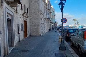 2 Locali a Molfetta centrali ristrutturati