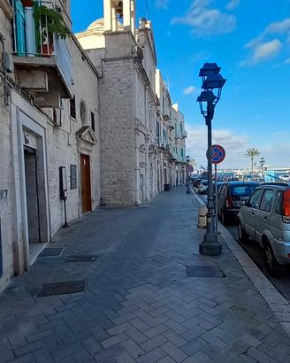 2 Locali a Molfetta centrali ristrutturati
