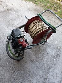 Pompa Irroratrice per uva vigneti con Avvolgitubo