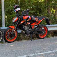 KTM 890 Duke - 2024