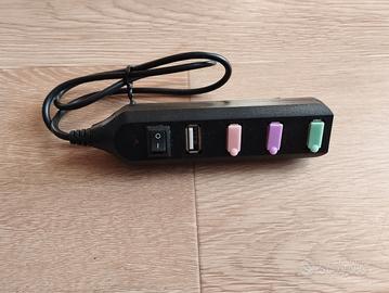Hub USB con uscita 4 porte