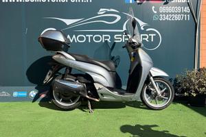 Hond Sh 300