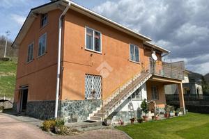 BIFAMILIARE A MONTOGGIO