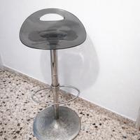 3 sgabelli da bar regolabili in plexiglass fumé – 