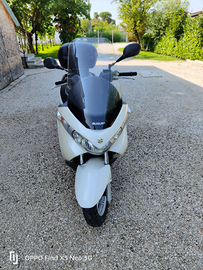 Suzuki Burgman 125 cc