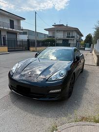 Porsche Panamera 3.0 V6 250cv