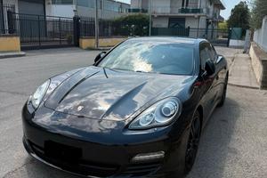 Porsche Panamera 3.0 V6 250cv