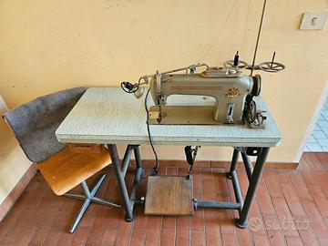 Macchina da cucire industriale