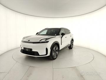 LYNK&CO 08 MORE