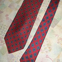 Trussardi: cravatta rosso scuro, disegno a rombi