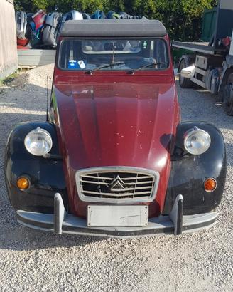 Citroen 2CV charleston